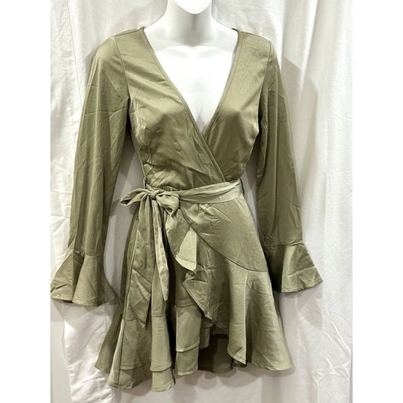 Fashion Nova Women's Mint Ruffle Dress Size S - Picture 3 of 6